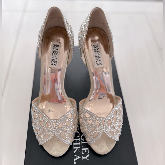 Badgley Mischka Harris Peep Toe d'Orsay Pumps, Size 7 - Picture 10 of 13